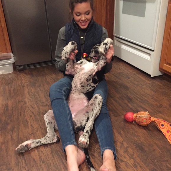 Meet your Posher, Apryl - Picture 5 of 6